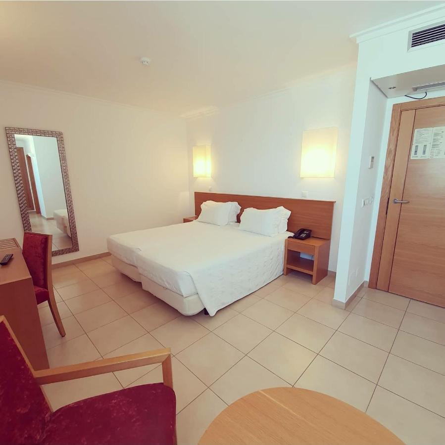 Monte Gordo Hotel Apartamentos & Spa ภายนอก รูปภาพ