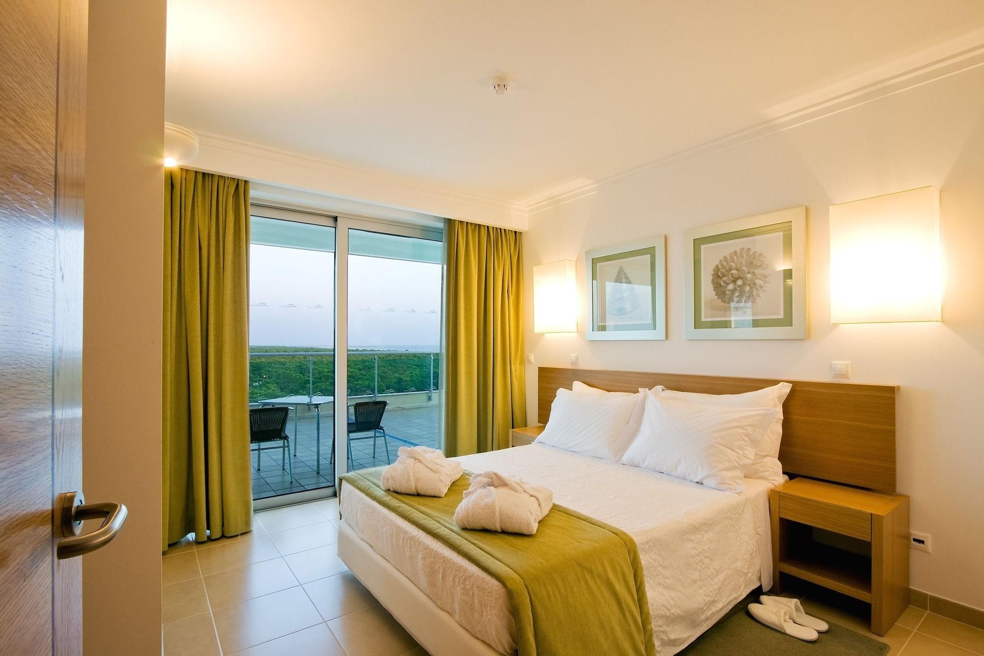 Monte Gordo Hotel Apartamentos & Spa ภายนอก รูปภาพ