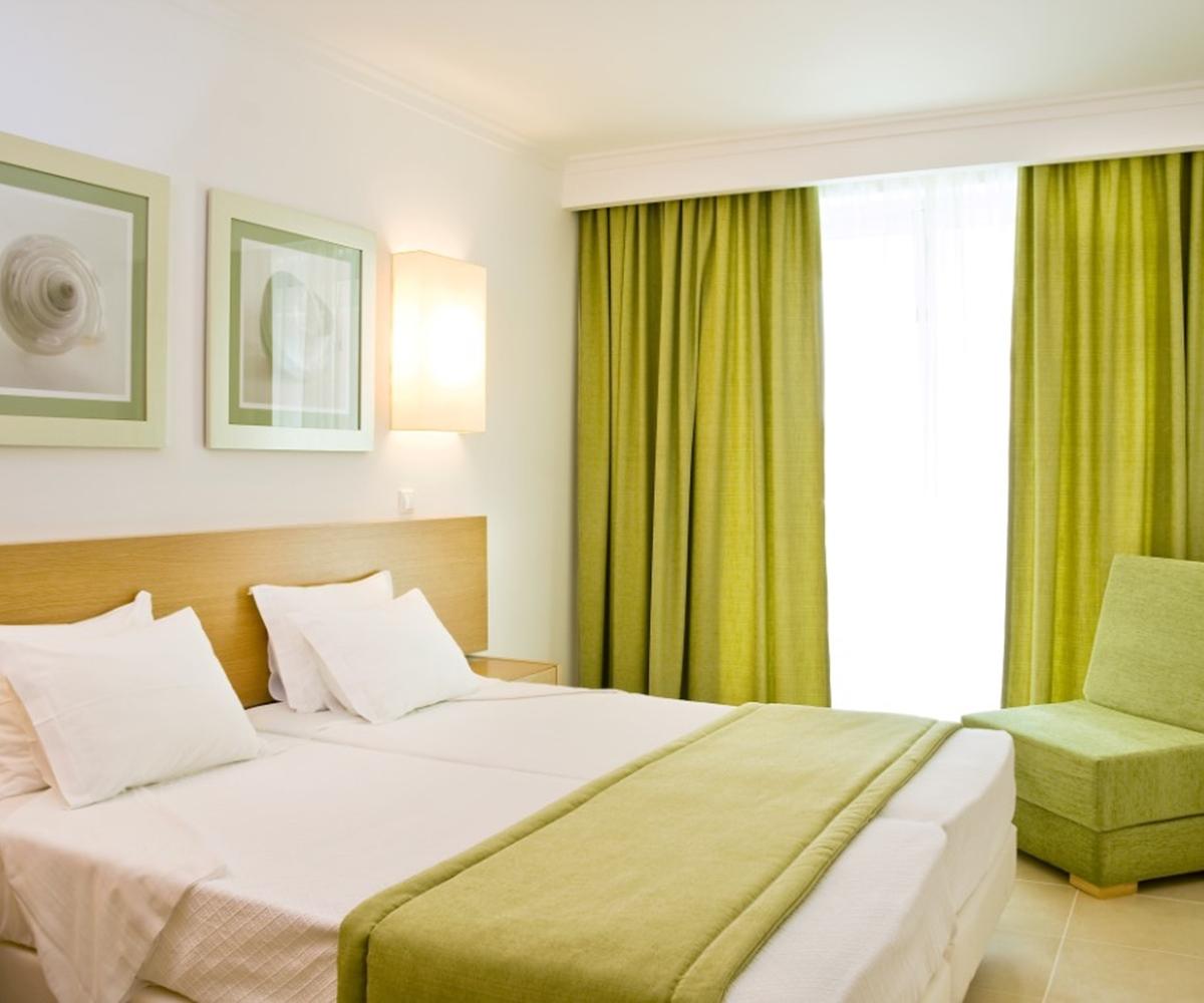 Monte Gordo Hotel Apartamentos & Spa ภายนอก รูปภาพ