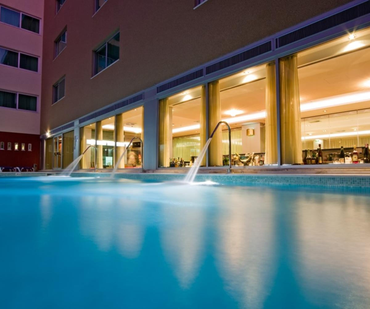 Monte Gordo Hotel Apartamentos & Spa ภายนอก รูปภาพ